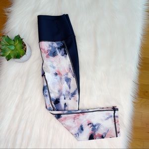 NWOT Gap Fit Sculpt Compression Cropped Legging